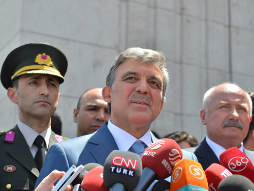 “İsrail’in Gazze’ye Yönelik Saldırıları Bir An Önce Durmalı”